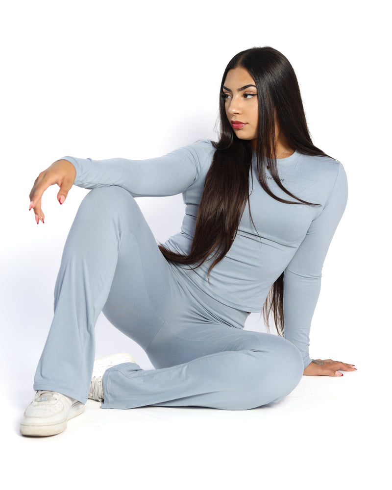 Yoga Crewneck Top Long Sleeve (Light Blue)