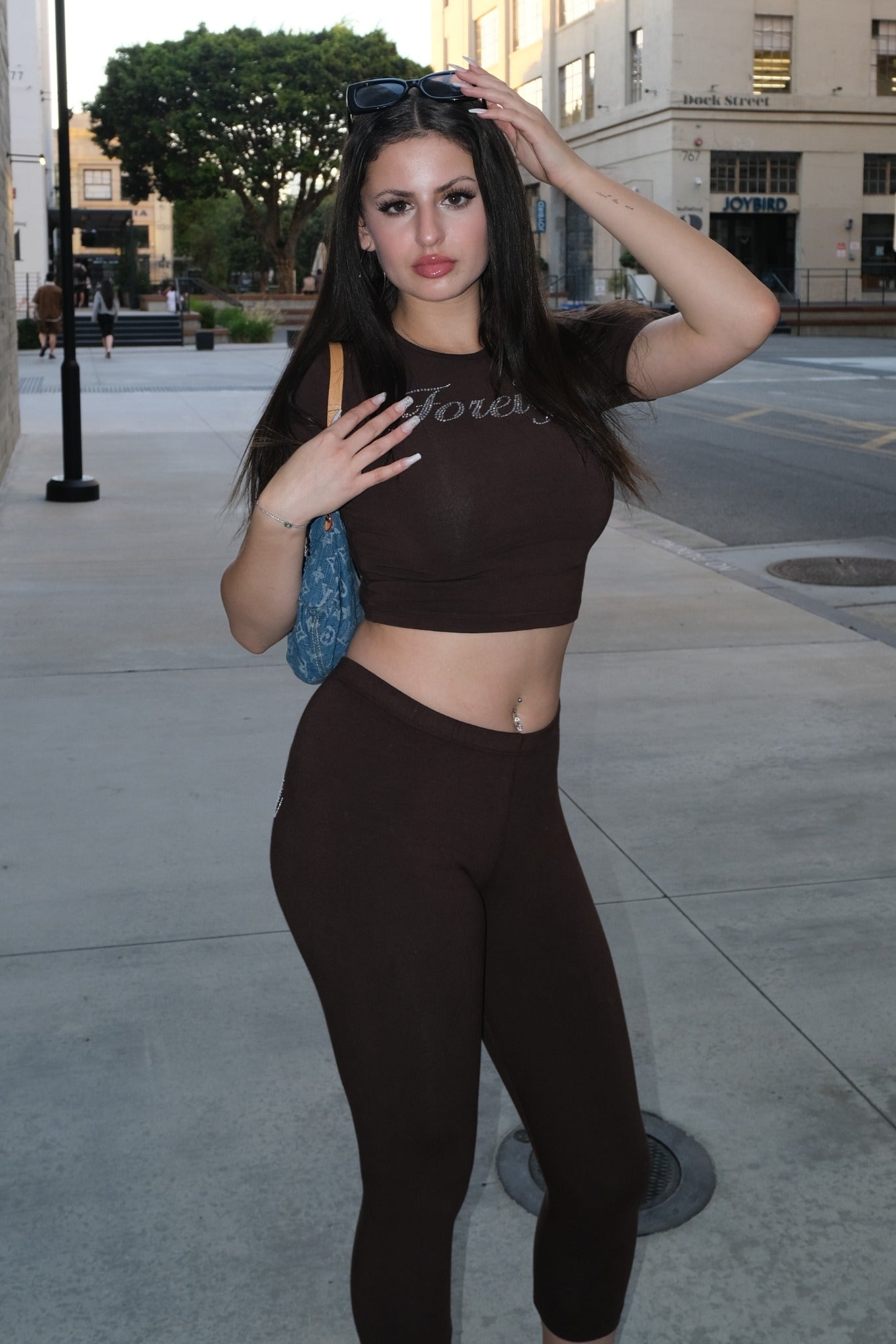 Foreign Rhinestone Capri Leggings Chocolate additional view